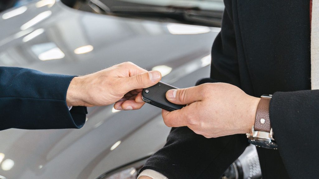 como transferir la propiedad de un vehiculo